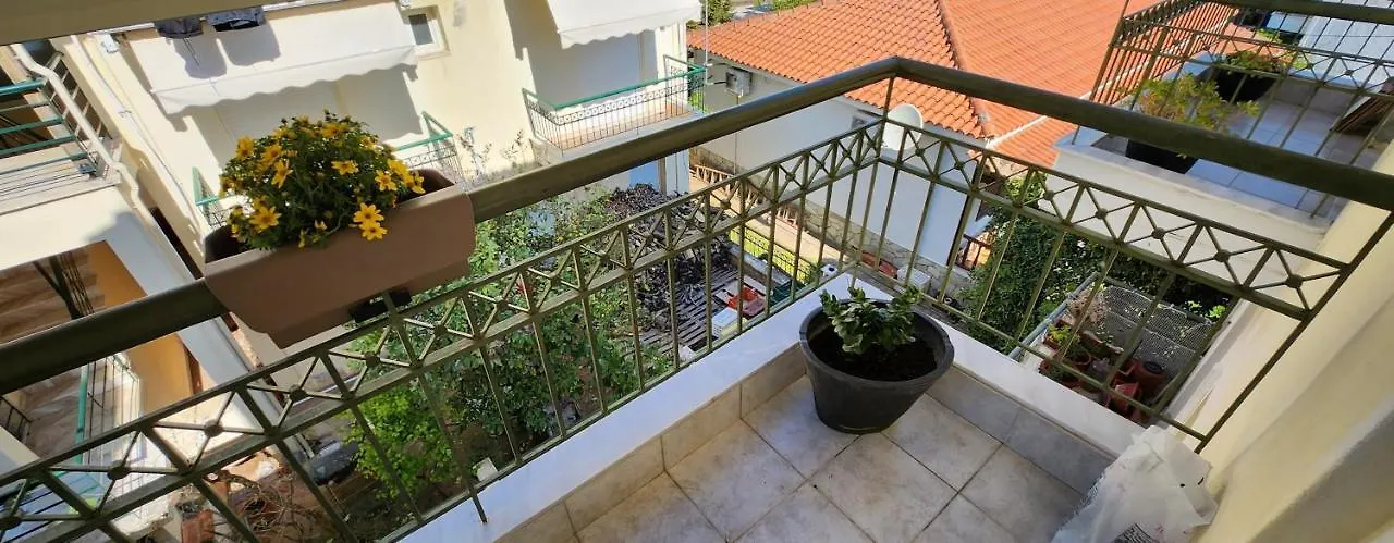 George'S Modern Apartment Nea Plagia
